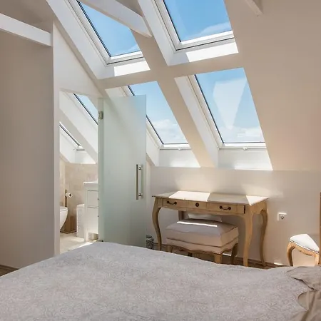 Ab - The Princess Castle Triplex Apartman Ljubljana