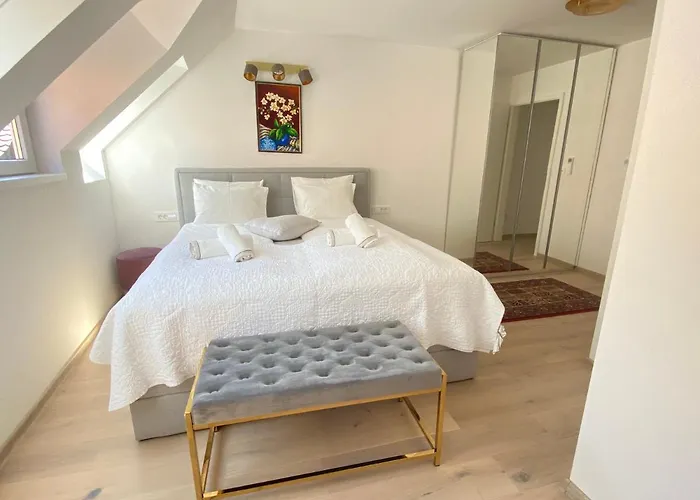 Ab - The Princess Castle Triplex Laibach