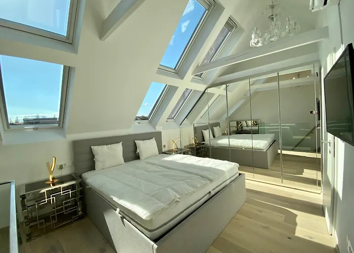 Apartment Ab - The Princess Castle Triplex Laibach