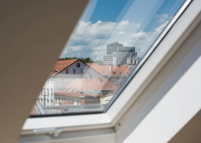 Apartment Ab - The Princess Castle Triplex Laibach