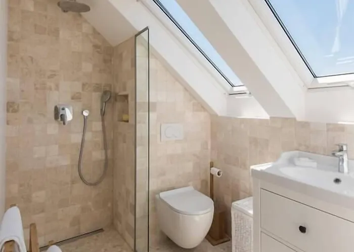 Apartment Ab - The Princess Castle Triplex