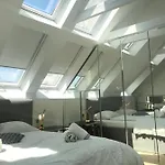 Apartment Ab - The Princess Castle Triplex