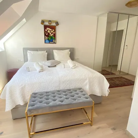 Ab - The Princess Castle Triplex Ljubljana