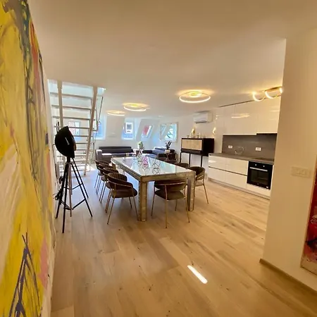 Ab - The Princess Castle Triplex *