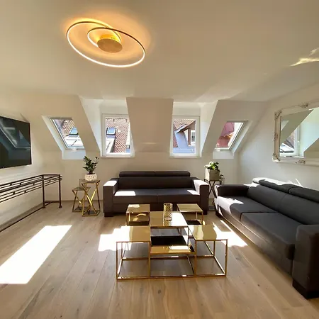 Ab - The Princess Castle Triplex Apartment *