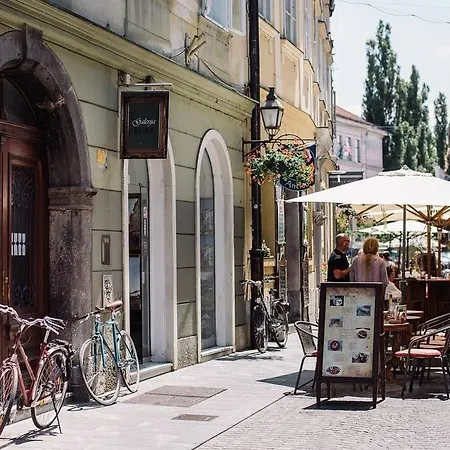 Ab - The Princess Castle Triplex Λιουμπλιάνα