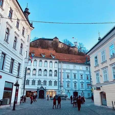 Ab - The Princess Castle Triplex Apartment Ljubljana