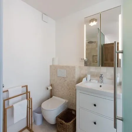Daire Ab - The Princess Castle Triplex