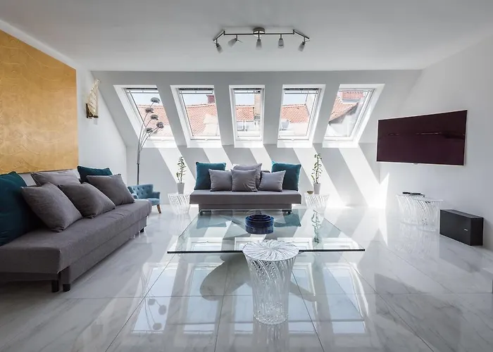 Ab - The Princess Castle Triplex Appartamento